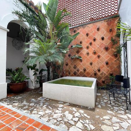 Casa Blanco By Barrio Mexico Hotel Guadalajara Bagian luar foto
