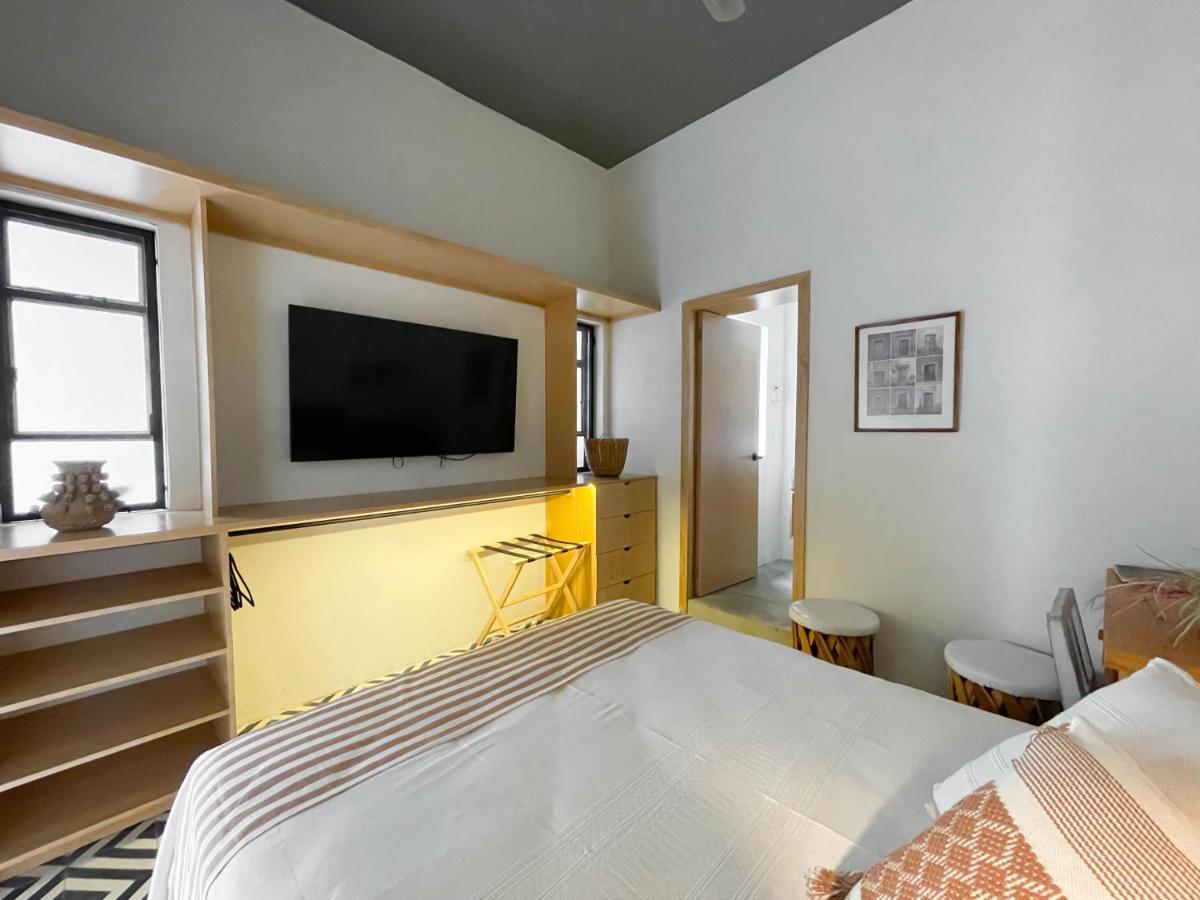 Casa Blanco By Barrio Mexico Hotel Guadalajara Bagian luar foto