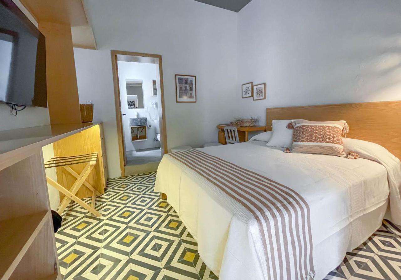 Casa Blanco By Barrio Mexico Hotel Guadalajara Bagian luar foto