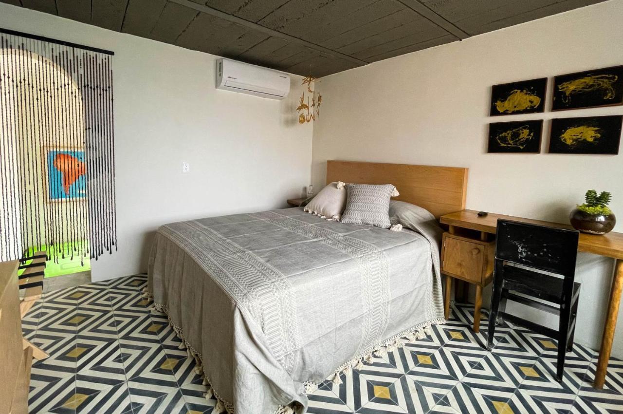 Casa Blanco By Barrio Mexico Hotel Guadalajara Bagian luar foto